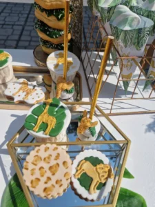 στολισμός βάπτισης για αγόρι με θεμα ζωάκια της ζούγκλας