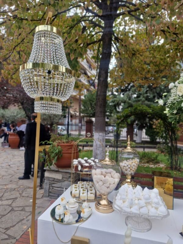 στολισμός γάμου λευκό χρυσό