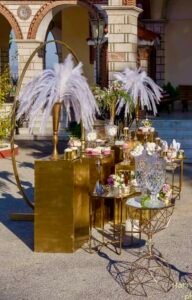 στολισμός γάμου λιλά και χρυσό