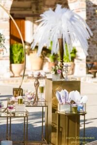 στολισμός γάμου λιλά και χρυσό