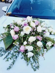 στολισμός γάμου λιλά και χρυσό