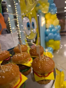 στολισμός γενεθλίων μπομπ σφουγγαράκης