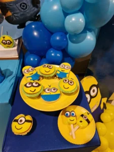 stolismos_party_minion