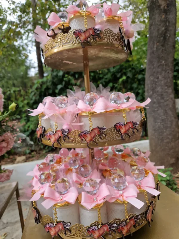 στολισμός βάπτισης με θέμα το άλογο