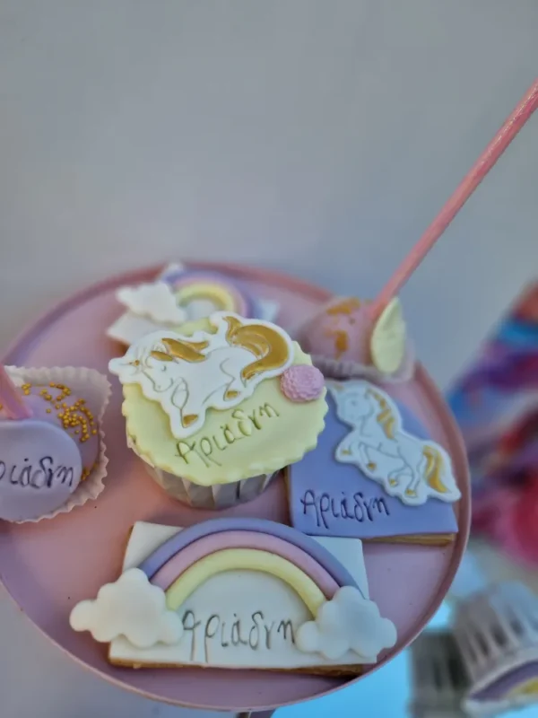 στολισμος βαπτισης μονόκερος