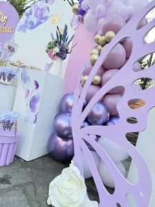 στολισμός βάφτισης με θέμα την πεταλούδα