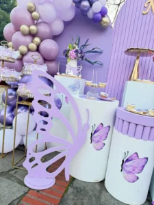 στολισμός βάφτισης με θέμα την πεταλούδα