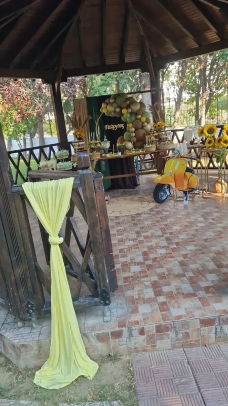 στολισμός βάπτισης για αγόρι με θέμα την βέσπα