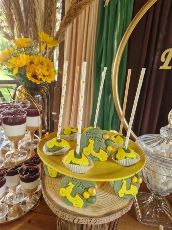 στολισμός βάπτισης για αγόρι με θέμα την βέσπα