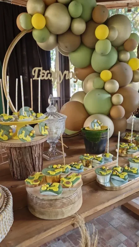 στολισμός βάπτισης για αγόρι με θέμα την βέσπα