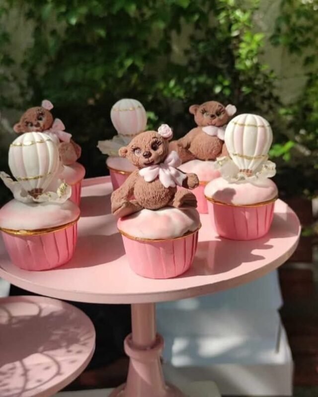 στολισμός βάπτισης αρκουδάκι αερόστατο
