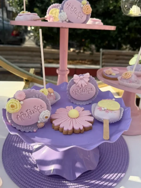 stolismos_vaptisis_koritsi